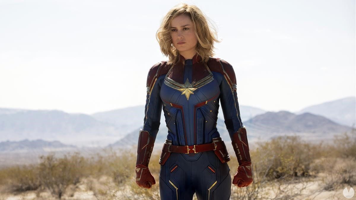 Captain Marvel plot and order