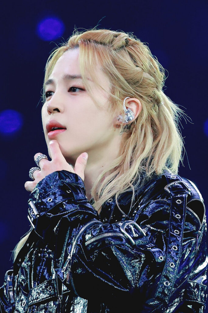 ‘TrendsetterMin’ BTS Jimin’s Braided Blonde Hair Appears as Roblox Item