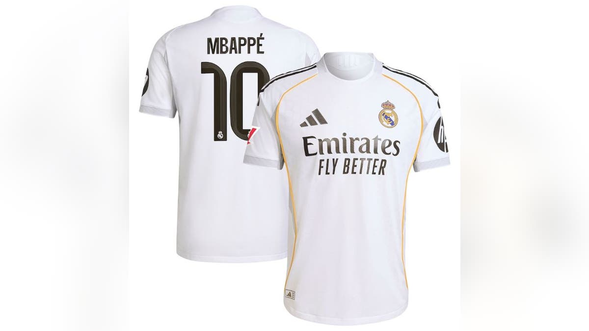 This official jersey wicks away sweat and moisture.