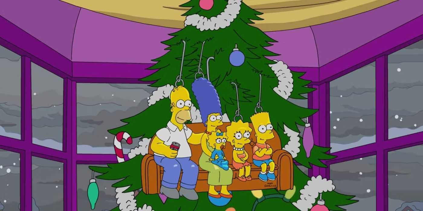 The Simpsons family as an ornament on a Christmas tree in 'The Simpsons'