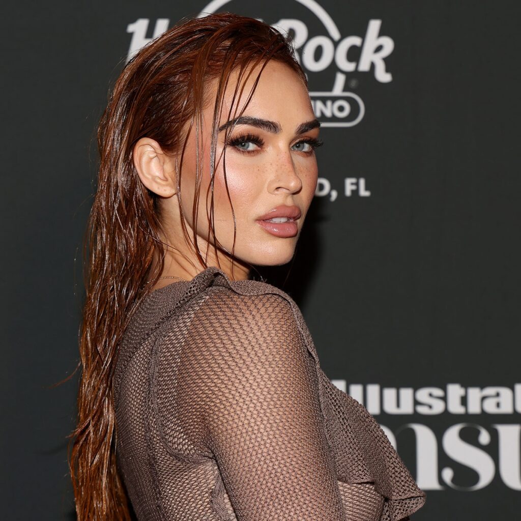 Megan Fox Claps Back After Critic Calls Her Sultry Photos “Embarrassing” Megan Fox Claps Back After Critic Calls Her Sultry Photos “Embarrassing”