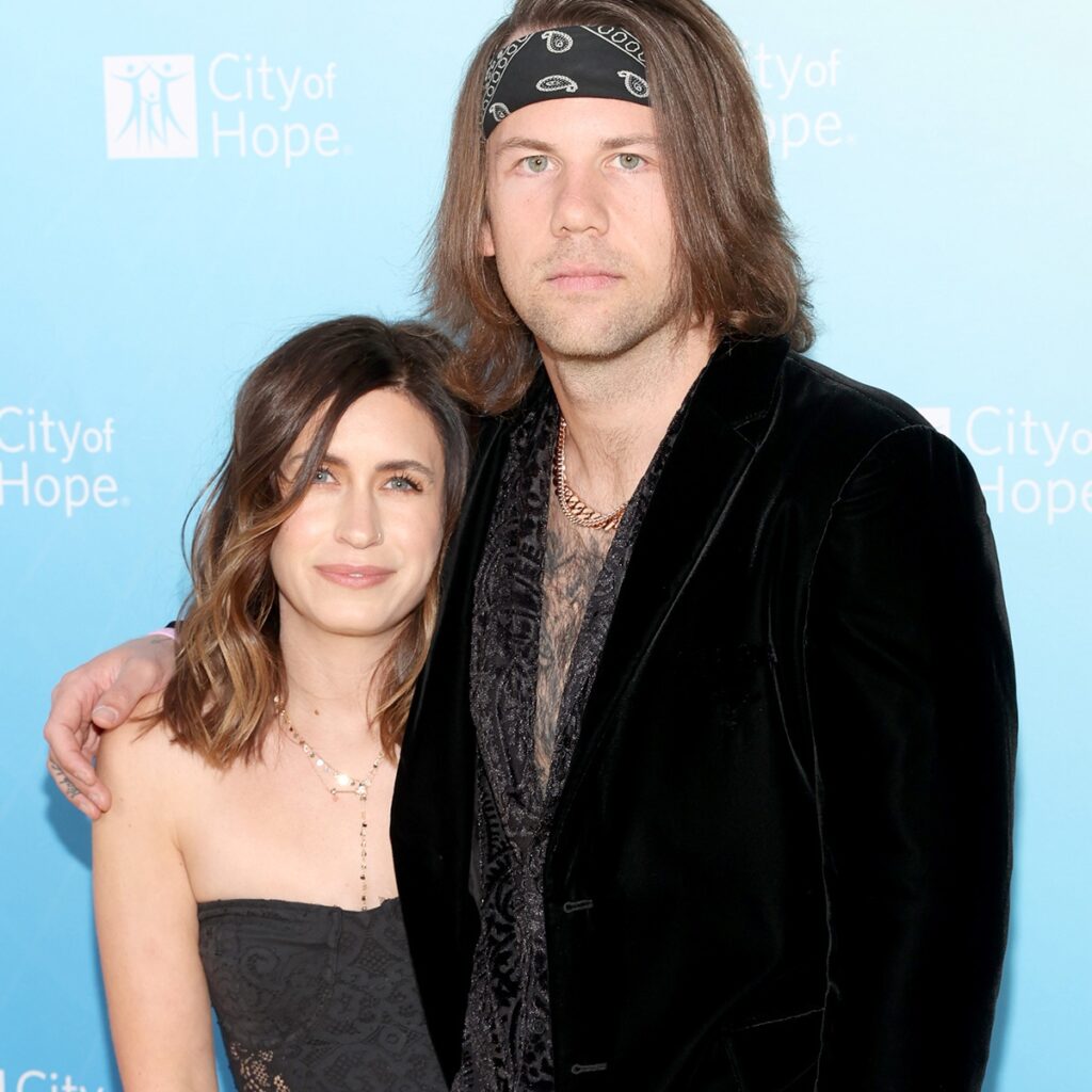 Caleb Shomo, Wife Fleur Shomo File for Divorce 2 Months After He Came Out as Gay