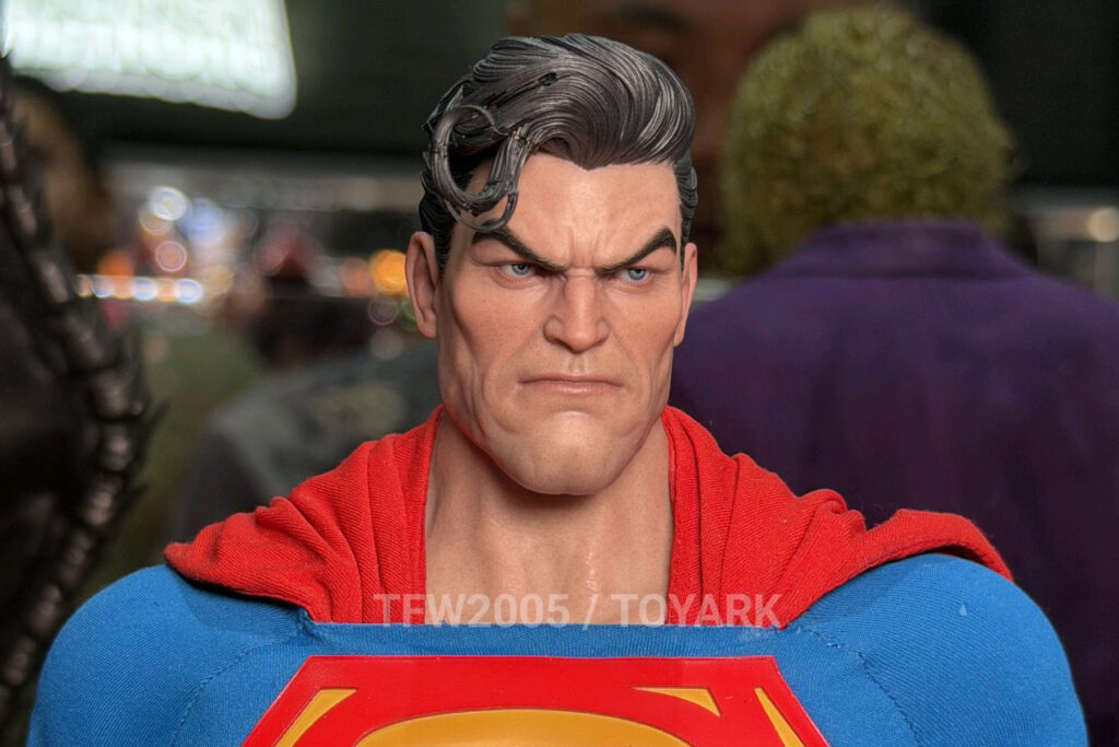 SDCC Hot Toys DC Figures Photos: Supergirl, Absolute Batman & More