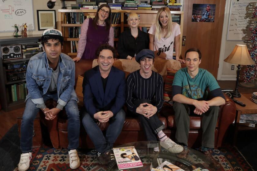LOS ANGELES, CA, TUESDAY, APRIL 3, 2018 -The cast of the CBS television series "Big Bang Theory," on the set at Warner Brothers Studios. Left to right are - Kunal Nayyar, Mayim Bialik, Johnny Galecki, Melissa Rauch, Simon Helberg, Kaley Cuoco and Jim Parsons. (Robert Gauthier/Los Angeles Times)
