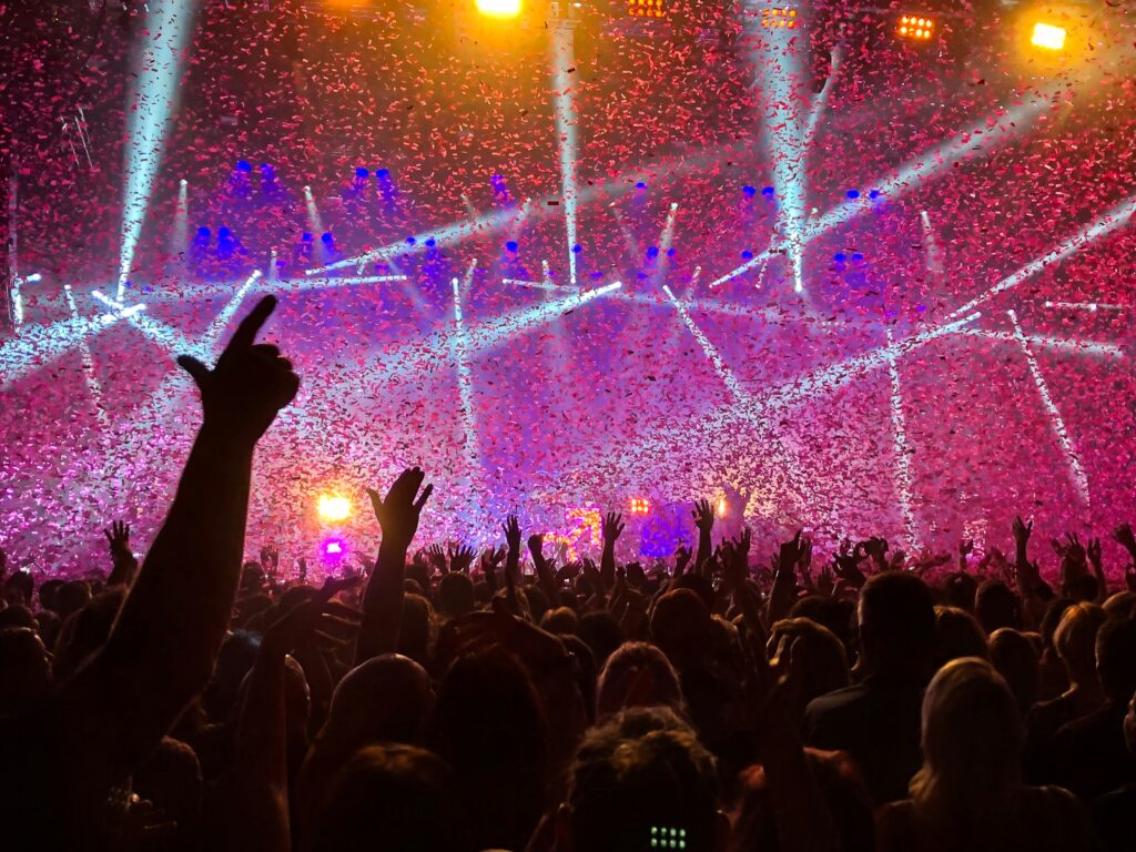 K-POP Phenomenon Arrives in Vilnius: “K-POP FEVER” to Bring a Live Concert Experience K-POP Phenomenon Arrives in Vilnius: “K-POP FEVER” to Bring a Live Concert Experience