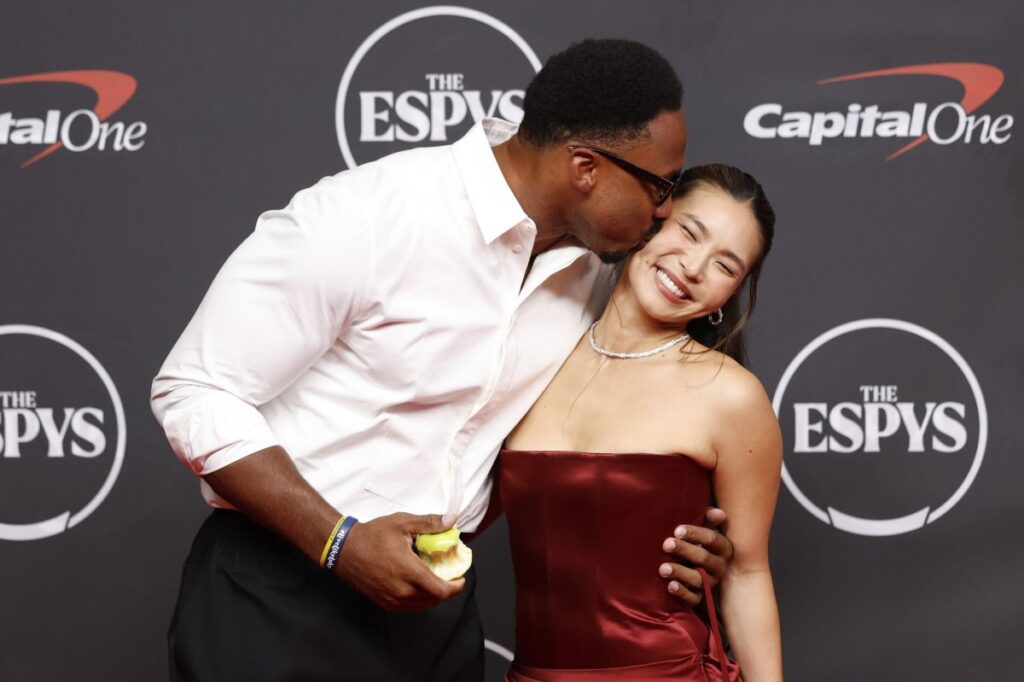 Look: Celebrity couples step out at the 2026 ESPY Awards