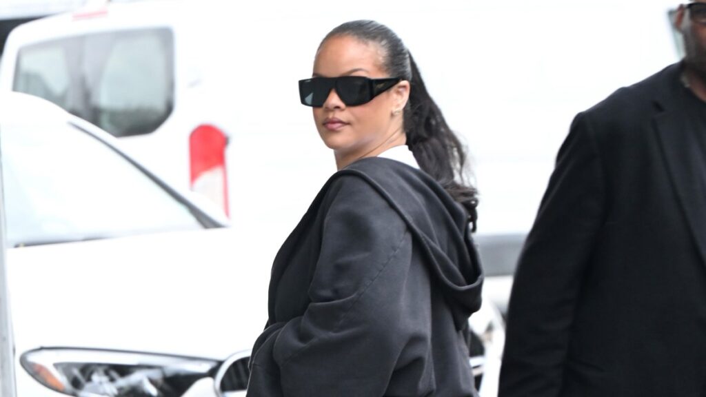‘You’re fire as is’: Rihanna lifts cancer patient’s spirits in heartwarming grocery store moment
