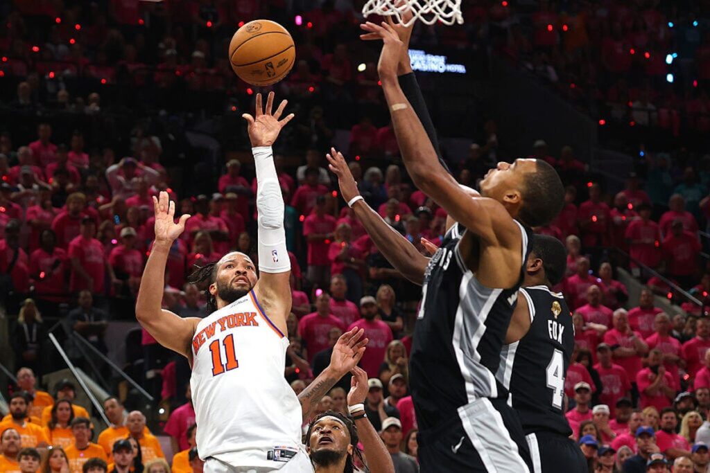 Jalen Brunson’s NBA Finals Game 1 jersey sells for more than M at auction Jalen Brunson’s NBA Finals Game 1 jersey sells for more than M at auction