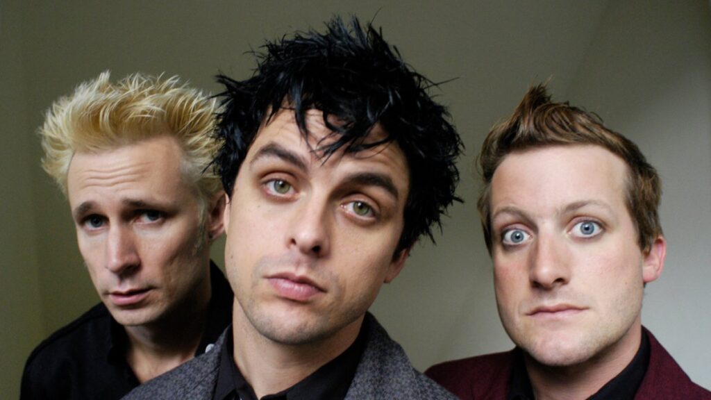 Green Day makes surprise appearance at Petco Park during San Diego Comic