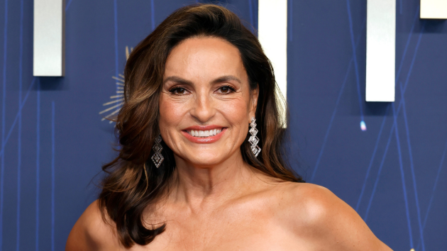 Mariska Hargitay will host the 78th Emmy Awards Mariska Hargitay will host the 78th Emmy Awards
