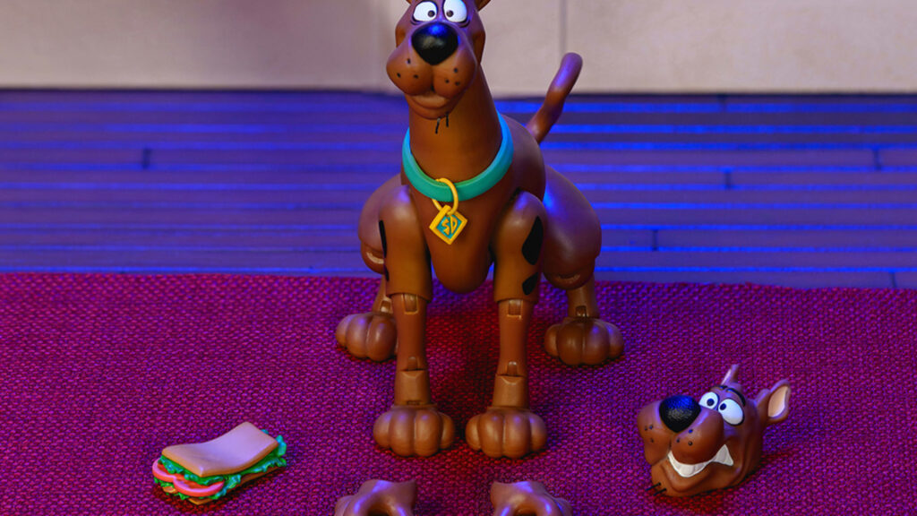 Scooby-Doo Cracks the Case with Jada Toys Newest 1:12 Scale Figure Scooby-Doo Cracks the Case with Jada Toys Newest 1:12 Scale Figure