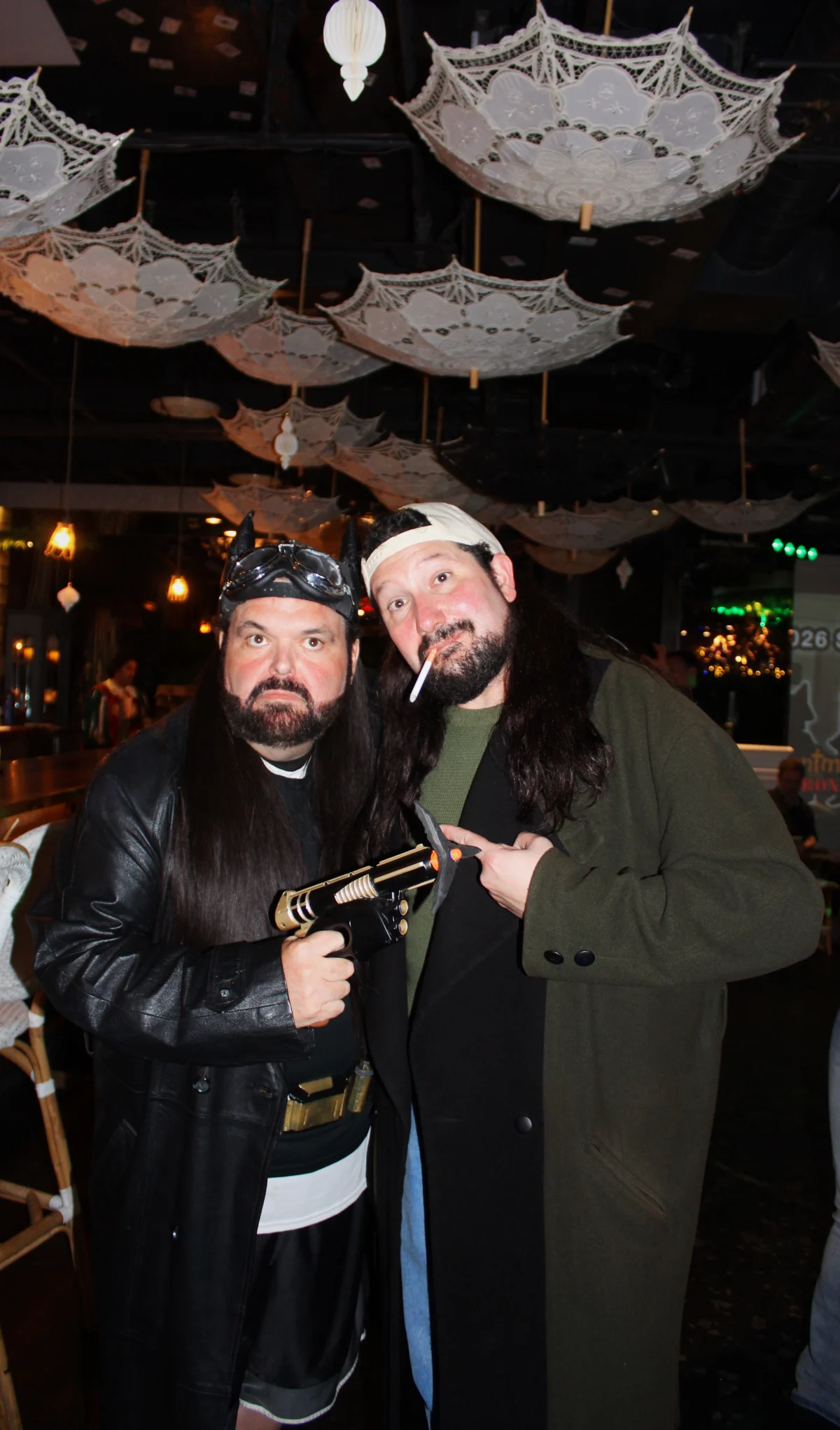 A pair of Silent Bob cosplayers at the Blunt Objects SDCC party