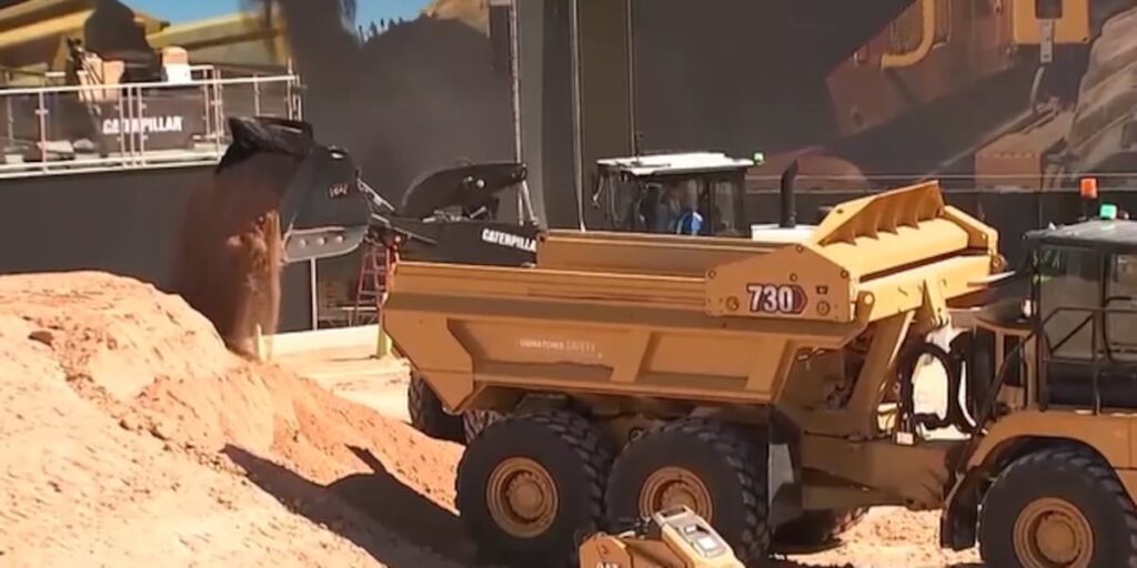 Caterpillar opens new Rapid City facility, expands virtual reality training used worldwide