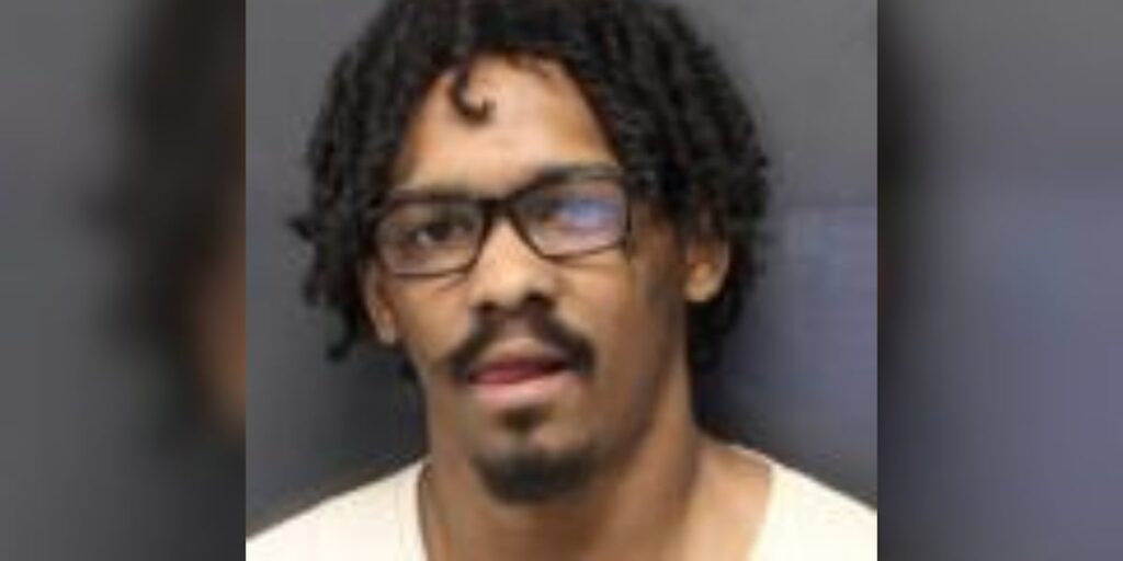 Man accused of shooting neighbor 8 times while returning a PlayStation he stole, police say Man accused of shooting neighbor 8 times while returning a PlayStation he stole, police say