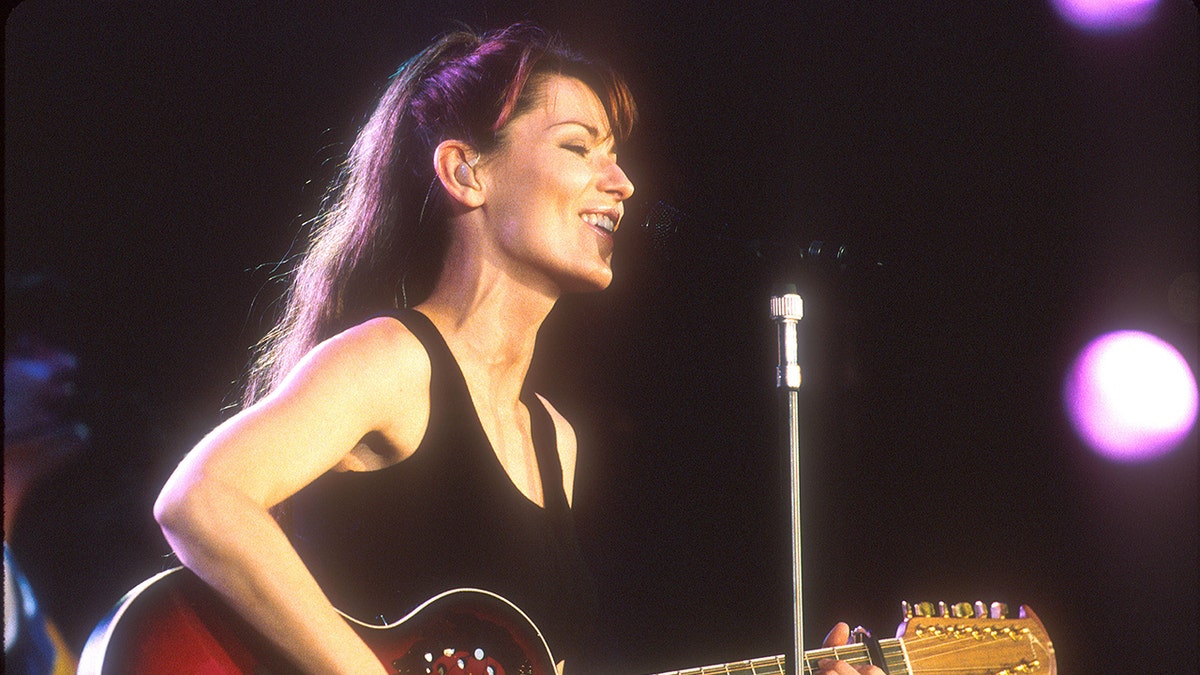Shania Twain performing at the Hollywood Bowl