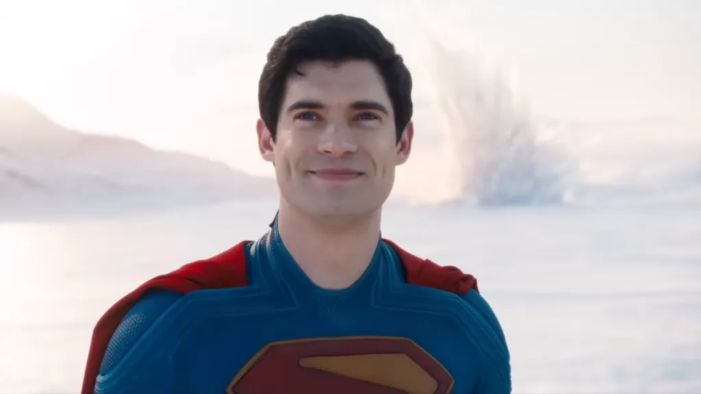 Superman smiling in Supergirl