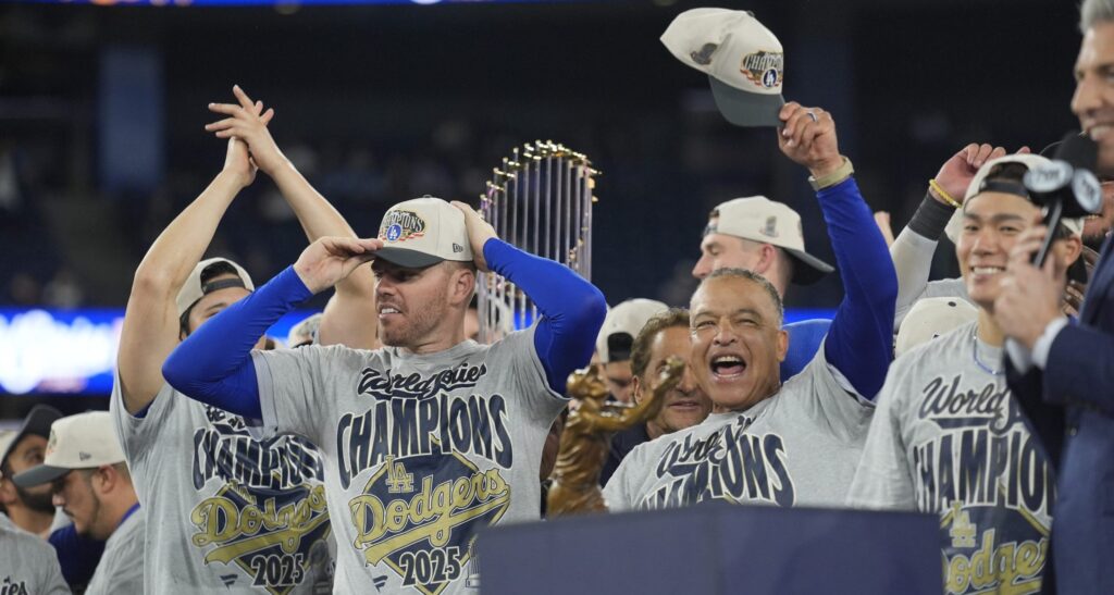 Report: Fox, ESPN, Netflix interested in bidding for World Series rights Report: Fox, ESPN, Netflix interested in bidding for World Series rights