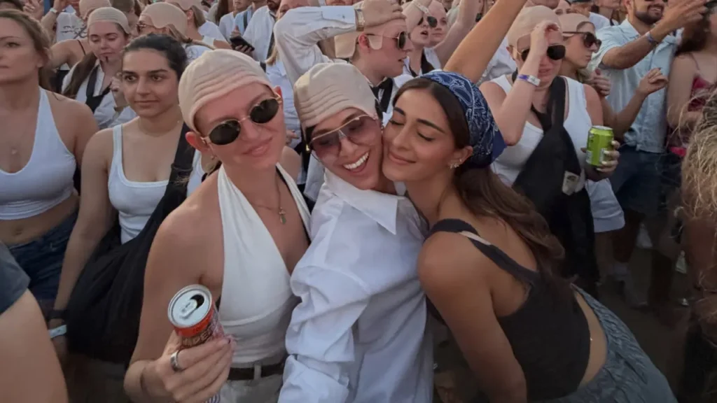 Ananya Panday attends Pitbull`s bald-cap Guinness World Record Ananya Panday attends Pitbull`s bald-cap Guinness World Record
