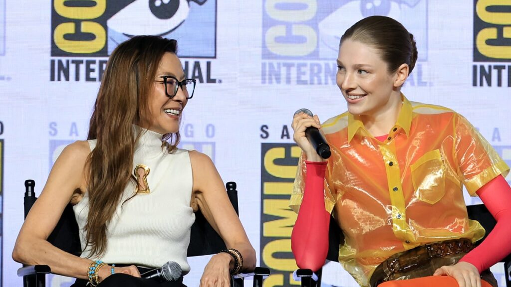Michelle Yeoh & Hunter Schafer Drop First ‘Blade Runner 2099’ Trailer During Comic-Con Panel Michelle Yeoh & Hunter Schafer Drop First ‘Blade Runner 2099’ Trailer During Comic-Con Panel