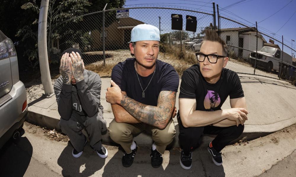 PAC-MAN and blink-182 Debut Collaboration at San Diego Comic PAC-MAN and blink-182 Debut Collaboration at San Diego Comic