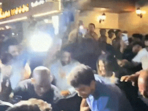Seen holding her hand through crowd, helps fan who falls; watch video|Entertainment,Entertainment - Bhaskar English