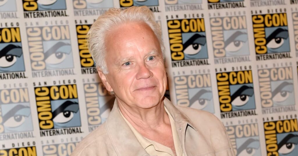 Tim Robbins Lost 25 Pounds By Consuming Only Lemon Juice, Cayenne Pepper, and Maple Syrup Tim Robbins Lost 25 Pounds By Consuming Only Lemon Juice, Cayenne Pepper, and Maple Syrup