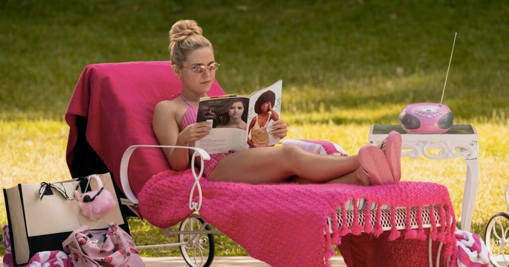 The 10 Best Summer TV Shows to Avoid the Heatwave