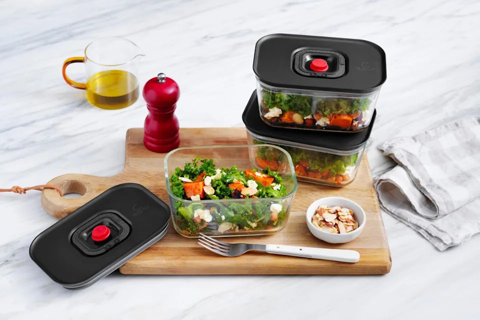 The range features six containers.
