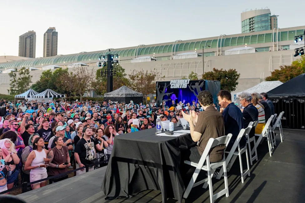 Comic-Con 2026 Photos: Best Of Panels, Activations, Cosplay & Convention Floor