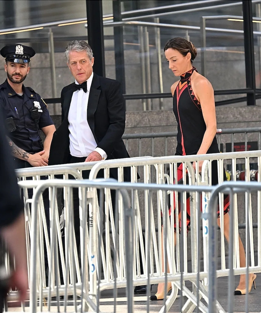 Hugh Grant & Anna Elisabet Eberstein