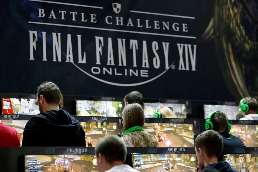 PARIS, FRANCE - NOVEMBER 02: Gamers play the video game "Final Fantasy XIV" developed and published by Square Enix during the 'Paris Games Week' on November 02, 2017 in Paris, France. 'Paris Games Week' is an international trade fair for video games and runs from November 01 to November 05, 2017. (Photo by Chesnot/Getty Images)