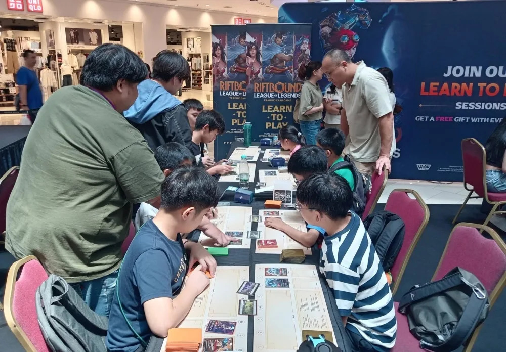 ‘All Aboard’ the tabletop gaming train! Gaming convention brings together new and old players for wholesome fun at Paradigm Mall PJ ‘All Aboard’ the tabletop gaming train! Gaming convention brings together new and old players for wholesome fun at Paradigm Mall PJ