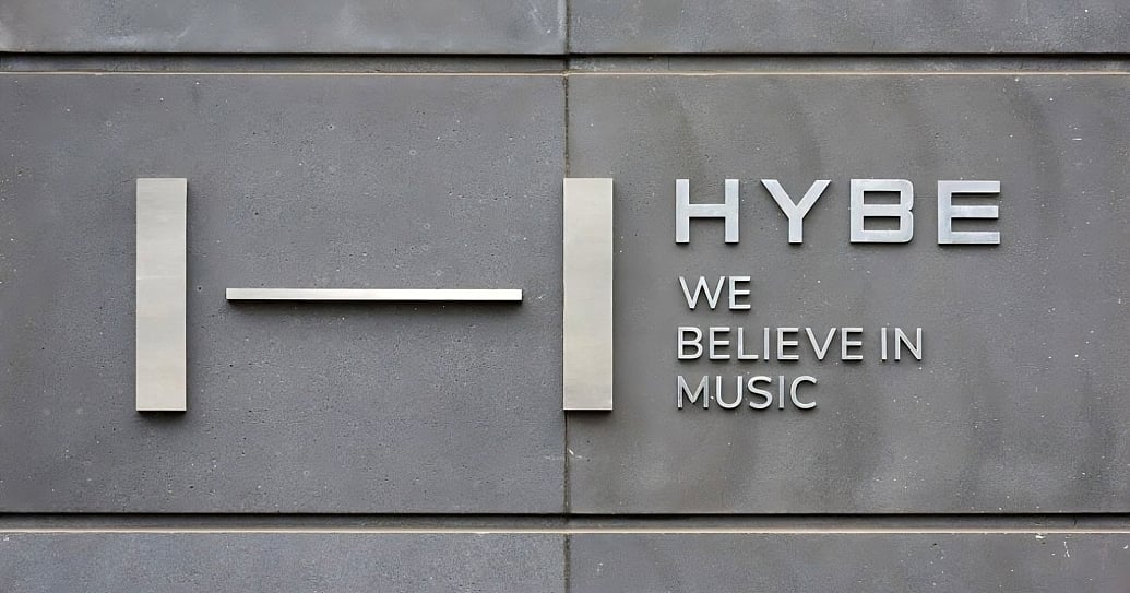 Trending: HYBE Flags 400,000 Fake Merch Listings, Upgrades Weverse Platform