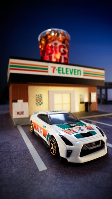 7-Eleven Hot Wheels Nissan GT-R
