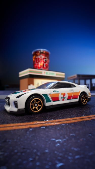 7-Eleven Hot Wheels Nissan GT-R
