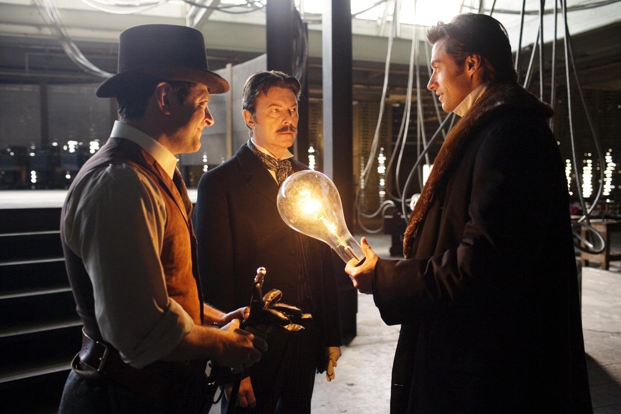 The Prestige (2006)
Two friends and fellow magicians turn into bitter enemies following a sudden tragedy. As the two devote themselves to this feud, they make sacrifices that bring them fame along with terrible consequences.