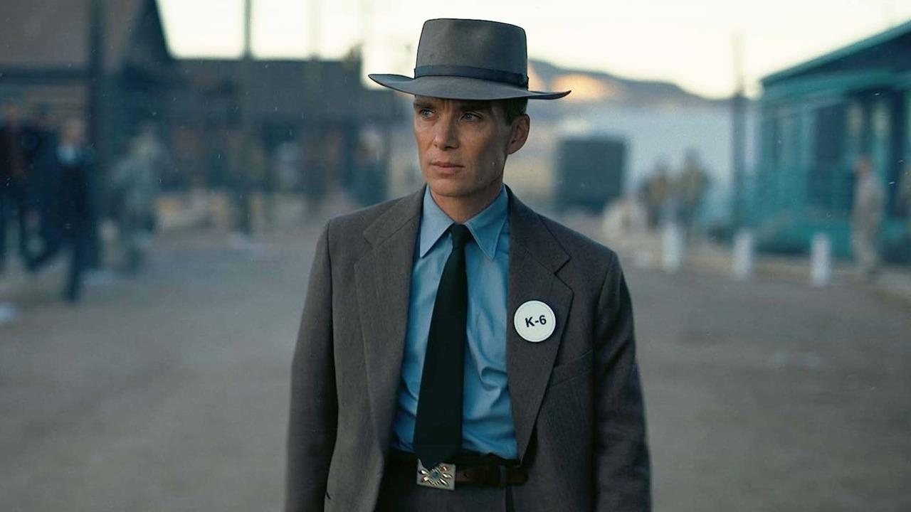 Oppenheimer (2023)
Oppenheimer follows the life of J. Robert Oppenheimer, the American theoretical physicist who helped develop the first nuclear weapons during World War II.