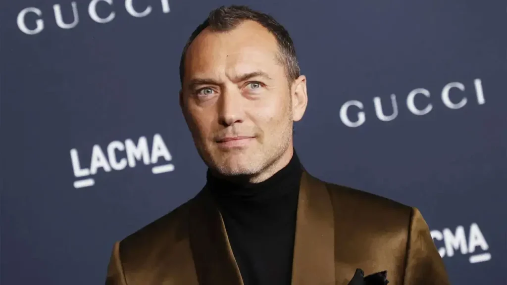 Jude Law signs getaway driver thriller written by Black Rabbit co Jude Law signs getaway driver thriller written by Black Rabbit co