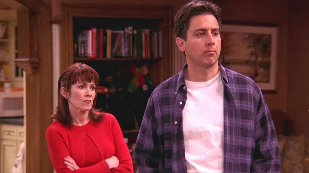 10 Best TV Shows Like Everybody Loves Raymond 10 Best TV Shows Like Everybody Loves Raymond