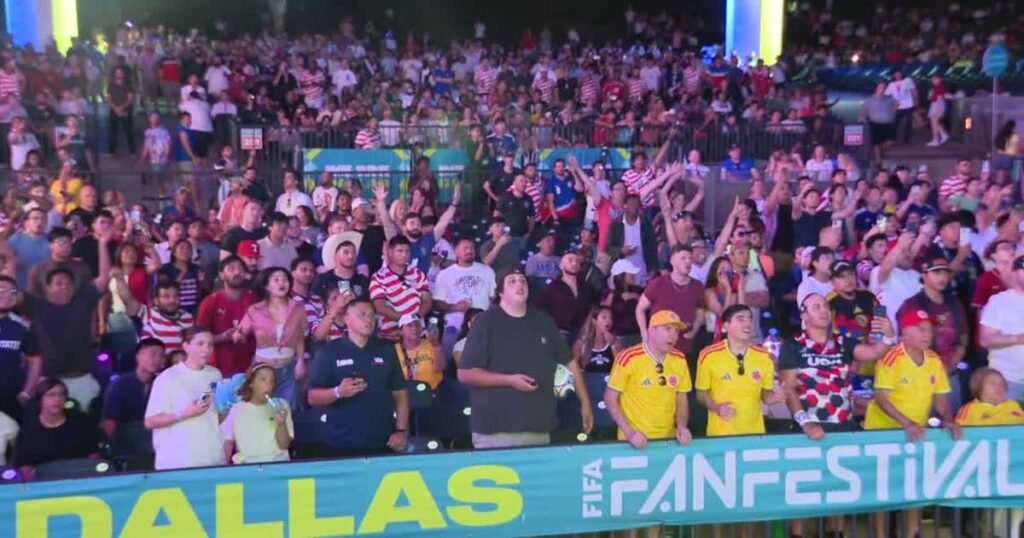 Mexico fans fill FIFA Fan Festival Dallas as England advances to World Cup Quarterfinals Mexico fans fill FIFA Fan Festival Dallas as England advances to World Cup Quarterfinals