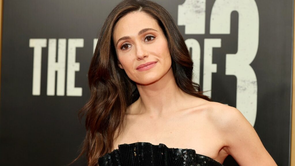‘Shameless’ star Emmy Rossum reveals secret marriage at 21 after boyfriend’s alleged shocking ultimatum ‘Shameless’ star Emmy Rossum reveals secret marriage at 21 after boyfriend’s alleged shocking ultimatum