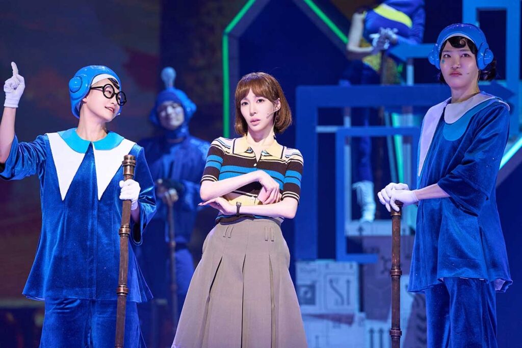Naver Webtoon Super IP ‘Yumi’s Cells’, which captivated global fandom, opened on the musical stage. ..
