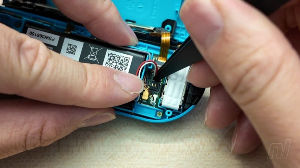 Nintendo launches official Joy-Con battery swaps in Europe: only for revised models