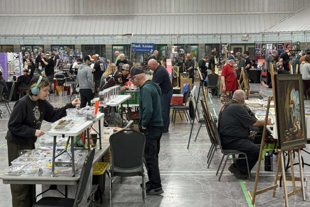 Nostalgic toys, comics, and wrestling return to Callander this weekend