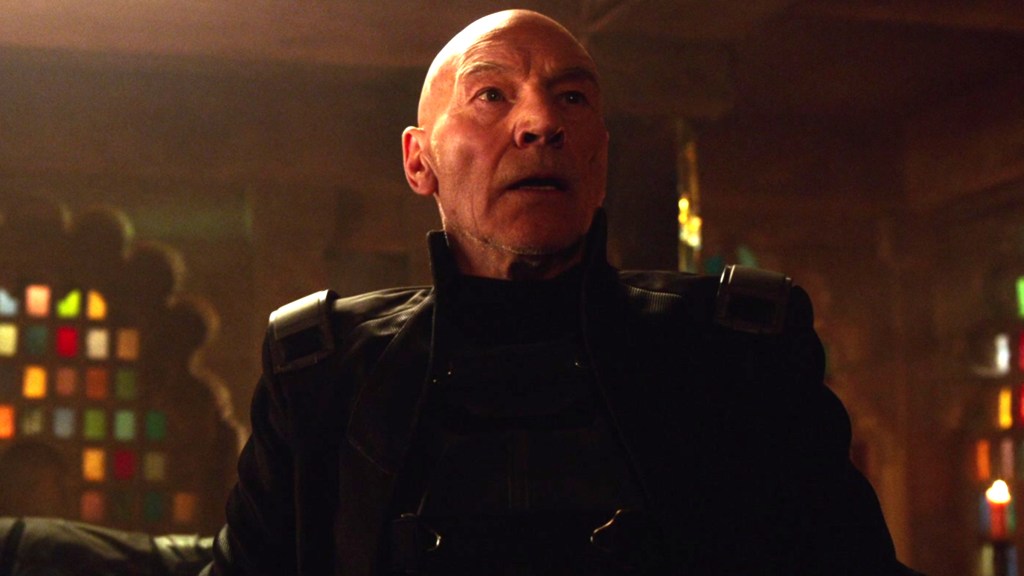 Patrick Stewart as Professor X dying in X-Men: Days of Future Past (2014)