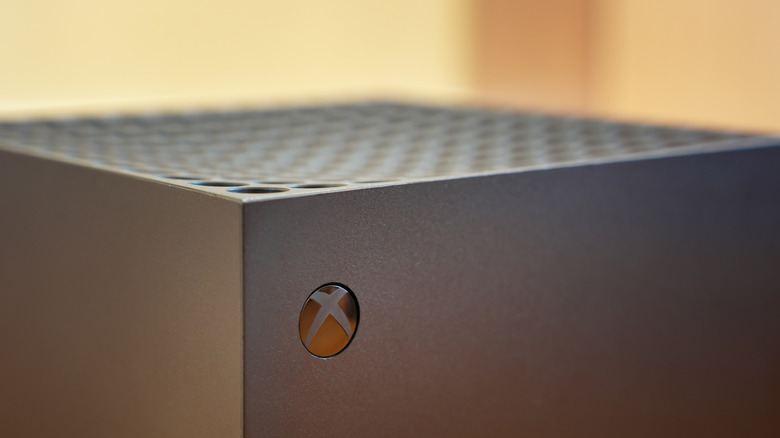 Close-up of the top corner of an Xbox Series X console