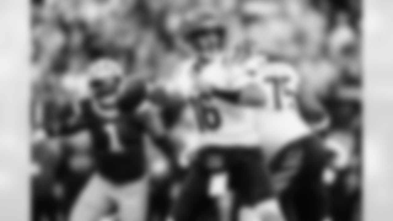 QB Joe Flacco throws a pass during Week 6 against the Green Bay Packers, Sunday, Oct. 12, 2025.