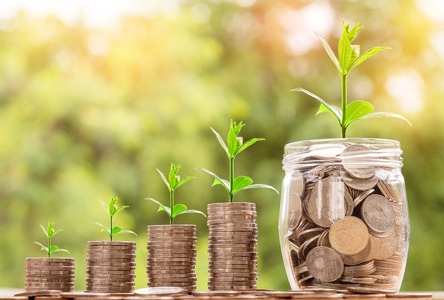 5 Tips to Build a Healthy Money Mindset and Grow Your Finances