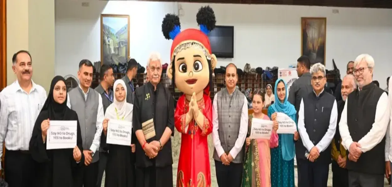LG Manoj Sinha with students and the Mascot of the Chinar Book festival