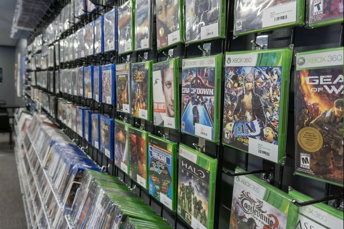 Video Game Retailer Urges Xbox and Asha Sharma to Champion Physical Games With Project Helix, Just as Sony Did With PS4